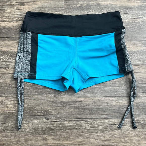 Forever21 Workout Shorts - Picture 1 of 3